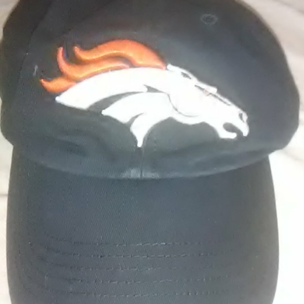 Denver broncos hat